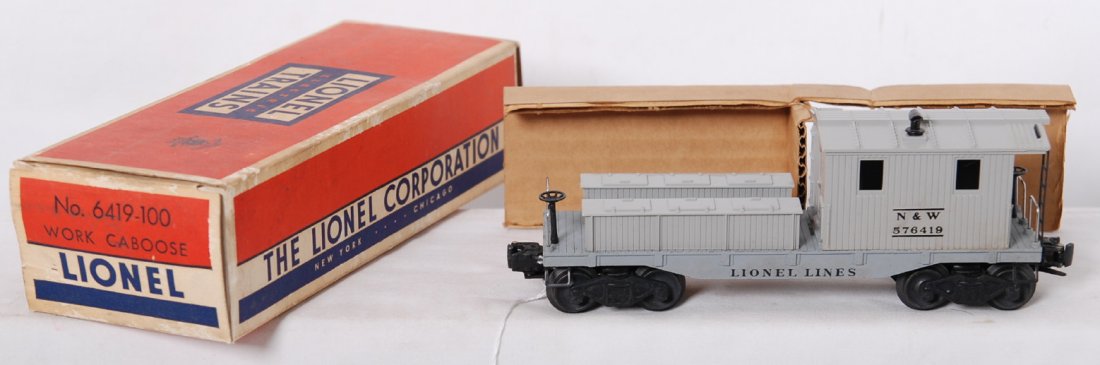 Lionel 6419-100 N&W work caboose in OB: Postwar Lionel O gauge 6419-100 Norfolk and Western work caboose in original box with insert, better C7. Box looks C8 in shape, view photos for best description.