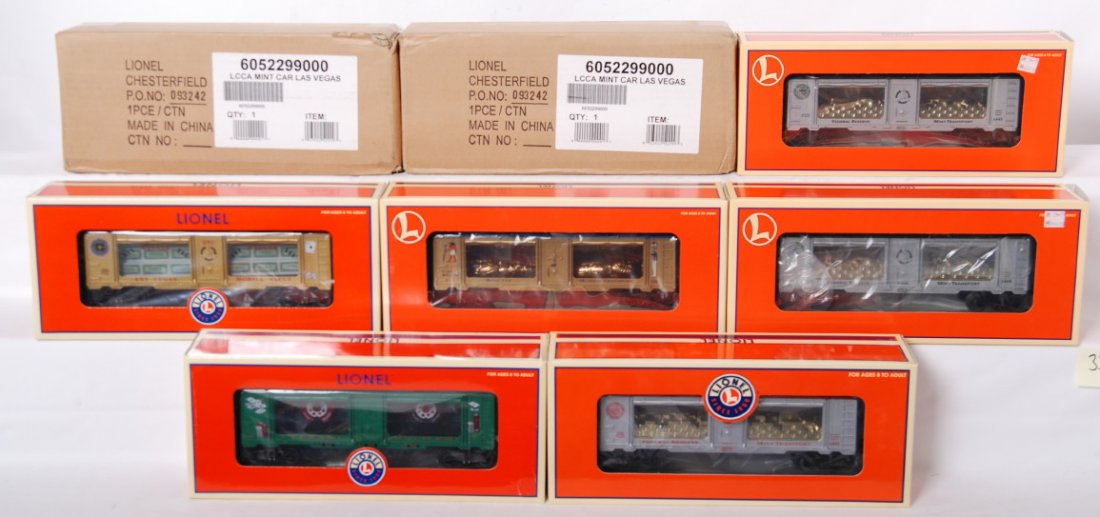 8 Lionel mint cars 52299, 19670, 19679, etc.: Lionel modern O gauge mint cars in OBs. Eight cars include two sealed 52299 LCCA Las Vegas mint cars, 29607 Las Vegas mint, 19669 King Tut, two 19670 Federal Reserve, 19679 St. Louis reserve. and 2961
