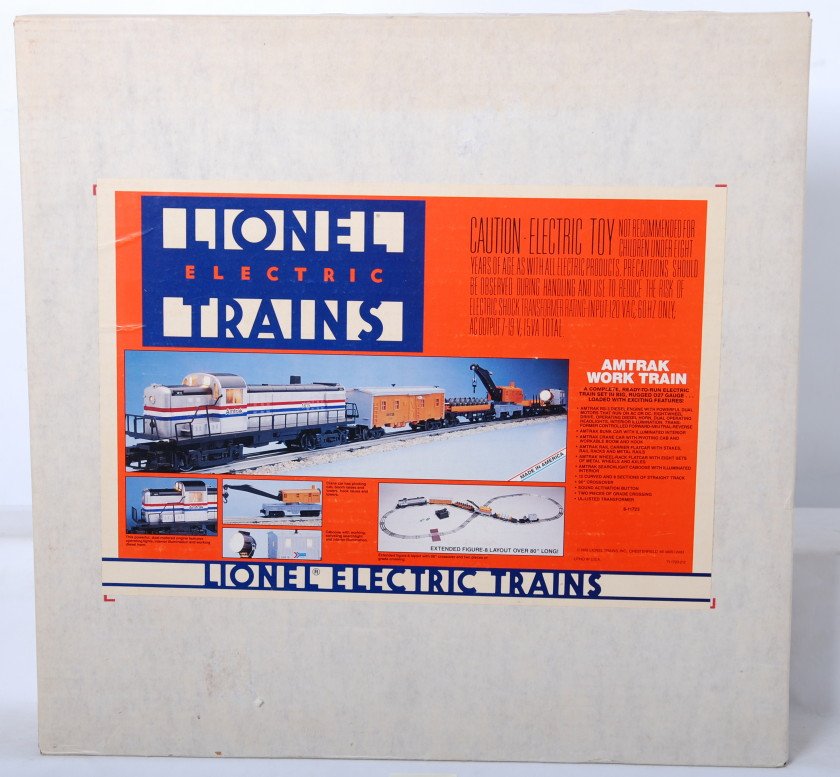 Lionel 11723 Amtrak work train set: Lionel modern O gauge 11723 Amtrak work train in OB. Set contents appear to be C8 condition with run time. OB has some light wear and skinning.