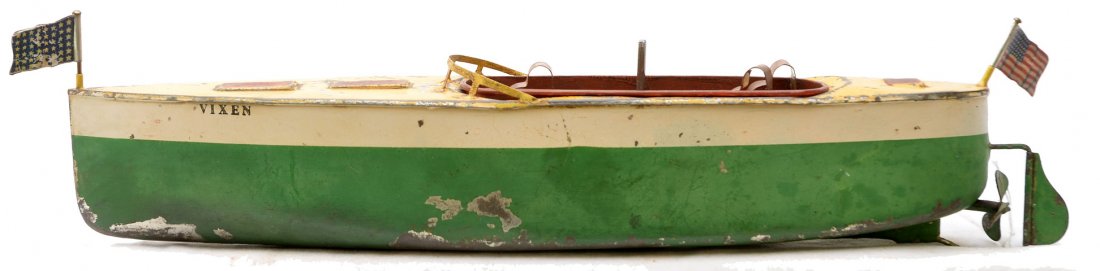 Ives Clockwork Vixen Speed Boat: Ives clockwork Vixen speed boat with rounded window, C4-5.