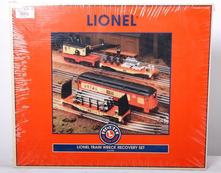 Sealed Lionel 21775 Train Wreck recovery set: Lionel modern O gauge 21775 Wreck Train Recovery set. Set is factory sealed in plastic C10.