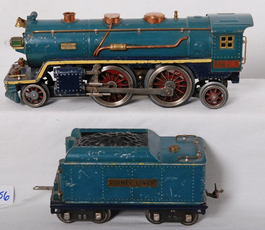 Lionel 390E and 390T Blue Comet loco and tender: Prewar Lionel standard gauge 390E and 390T Blue Comet steam engine and tender, all original C6.