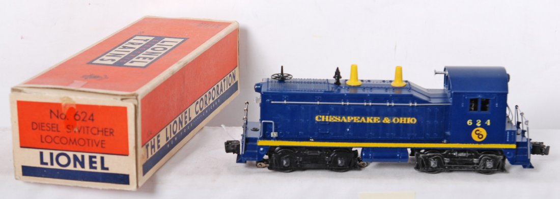 Lionel 624 decal C&O w/20 stanchions in OB w/inse: Postwar Lionel O gauge 624 Chesapeake and Ohio NW-2 diesel switcher locomotive in original box with insert, C8. Box has minor wear around end flaps, O/W C7-8. Loco has decal lettering and ten handrail