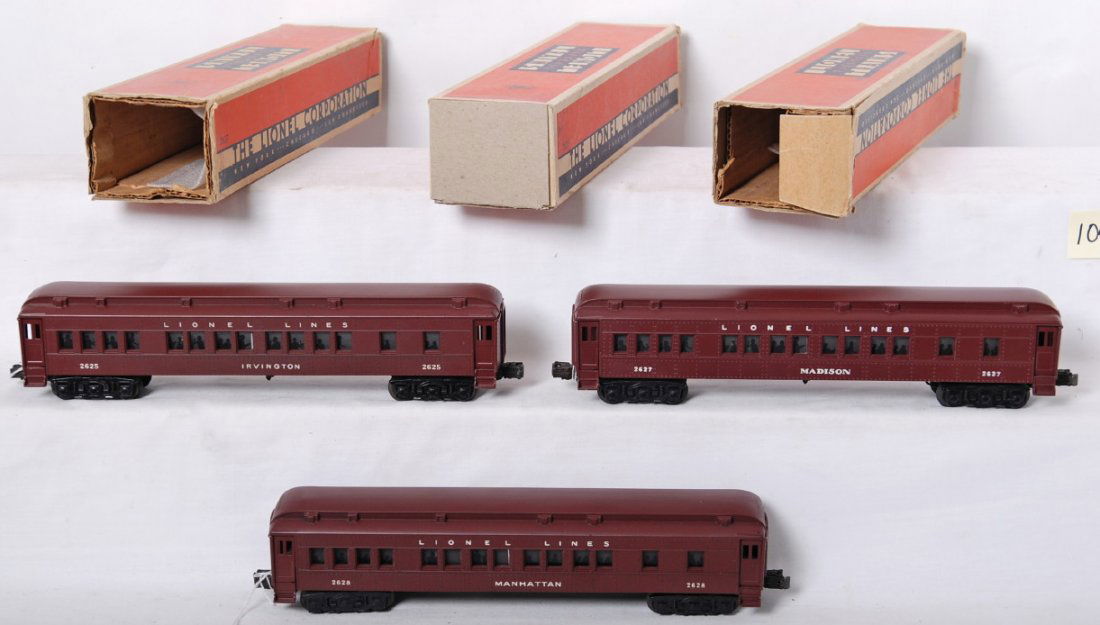 Lionel 2625, 2627, 2628 Madison passengers in OB: Postwar Lionel O gauge 2625 Irvington Pullman, 2627 Madison Pullman, and 2628 Manhattan Pullman, passenger cars in original boxes with inserts missing most flaps. Trains look C8-9.