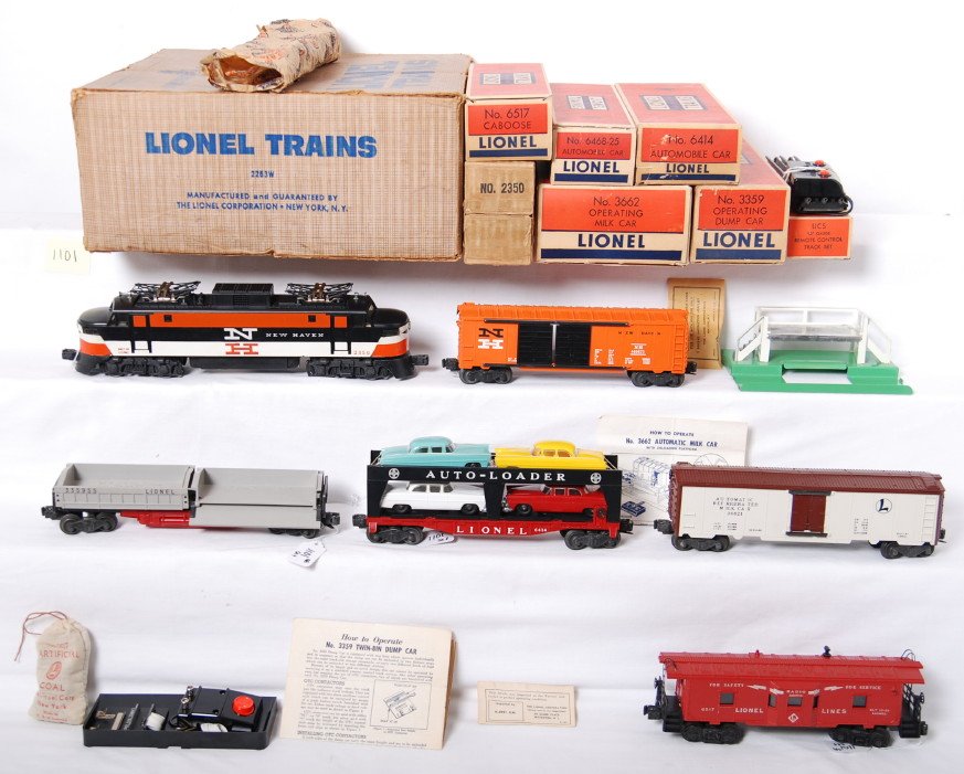 Lionel 2263W NH EP-5 electric freight set in OB: Postwar Lionel O gauge 2263W New Haven EP-5 electric freight set in original boxes. 2350 New Haven EP-5 with decal nose, 6414 Evans Auto-Loader with correct length original autos, 6468-25 New Haven au