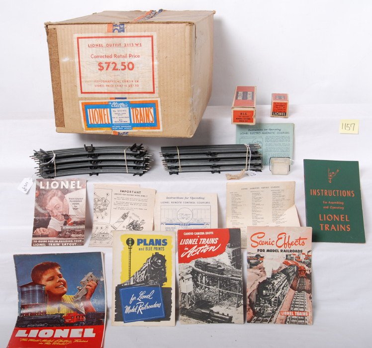 Lionel hard to find set box 2115WS freight train : Postwar Lionel O gauge 2115WS freight set box with curved and straight O gauge track, RCS in OB, connecting ties in OB, and crystalized smoke pellets in clear bail lid container. Box has stains, splat