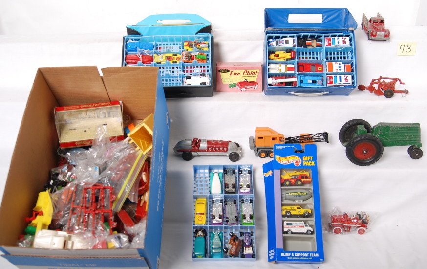 Huge lot of pressed steel and diecast vehicles: Huge lot of pressed steel, diecast, and a few plastic vehicles, some in packages. Matchbox, Dinky Toys, Hubley Toys, Tootsietoys, Maisto, Slik-Toy, Renwal, and several others. Condition ranges from we
