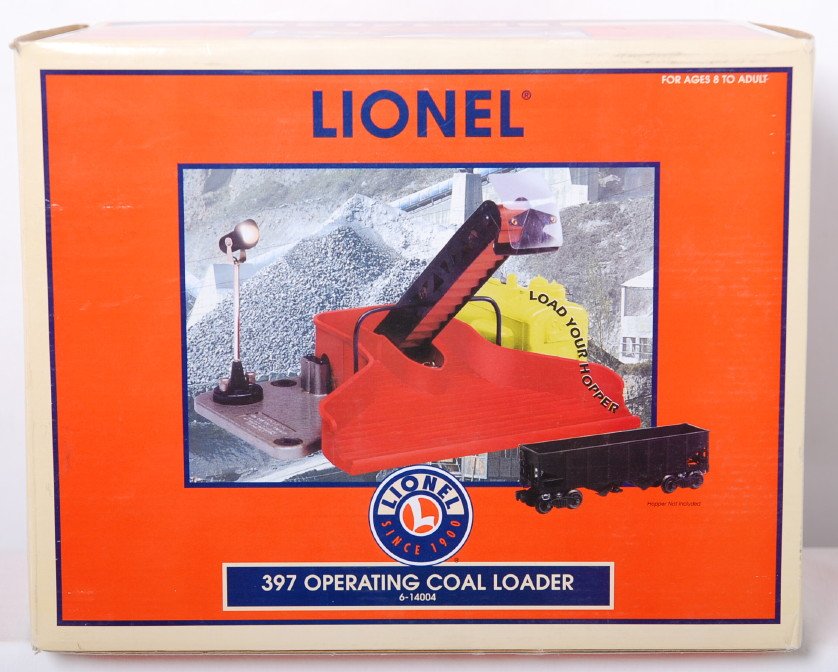 Lionel 14004 397 operating coal loader in OB: Modern era Lionel O gauge 14004 397 operating coal loader in original box, C9-10. Box shows wear.
