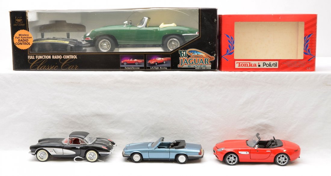 New Bright Battery Operated Tonka Franklin Mint: New Bright no. 310 battery operated radio control 61 Jaguar and a Tonka Polistil die cast Jaguar convertible both in OBs. Also included are selection of die cast vehicles; BMW Z8 Roadster and a Frankl