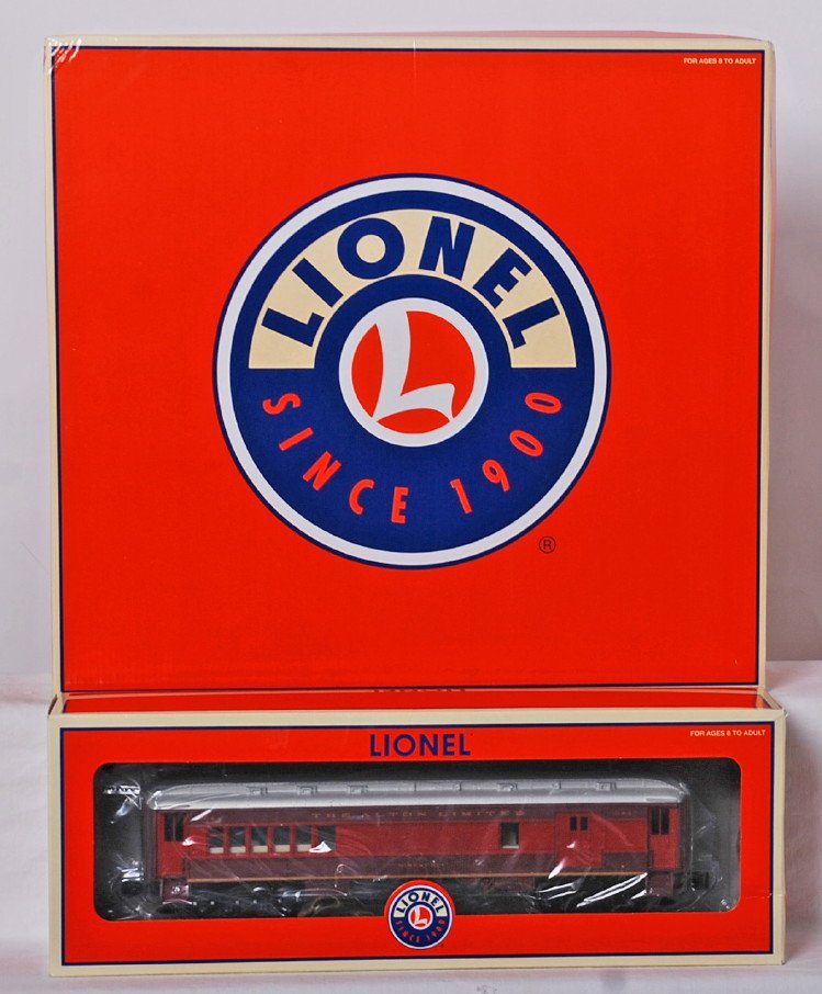 Lionel 35124 Alton Limited 4 car pass set: Lionel modern O gauge Alton Limited 35124 passenger set in OBs. Set includes Webster Groves coach, Missouri combo, Bloomington diner, and Chicago observation. Cars are C8 with light run time. OBs have