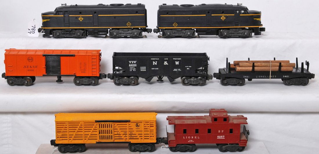 Lionel 2032, 3464, 3456, 3461, 6656, 6257 diesel freigh: Postwar Lionel O gauge 2032 Erie twin diesel Alco A units with 3464 A.T.S.F. operating boxcar, 3456 Norfolk and Western operating hopper, 3461 automatic lumber flatcar, 6656 stockcar, and 6257 SP type
