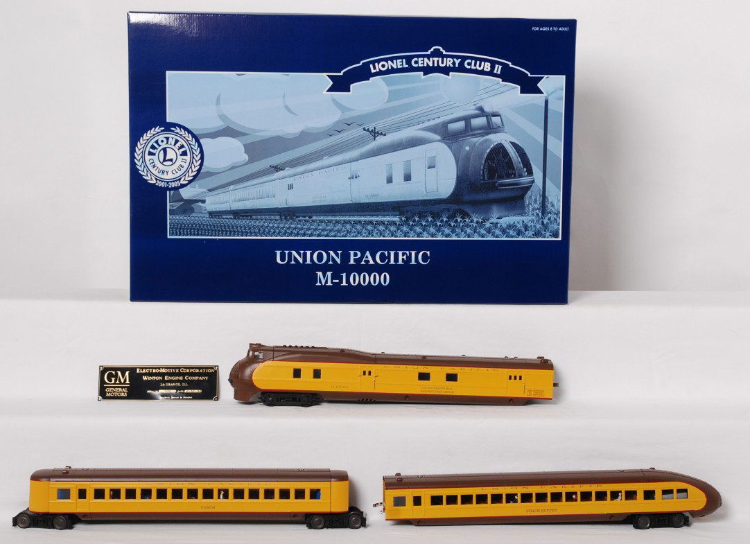 Lionel CCII Union Pacific M-10000: Lionel modern O gauge Century Club II Union Pacific M-10000 streamliner in OB. Catalog number is 51007. Loco features TMCC, Railsounds, smoke, Electrocouplers, and much more. Cars and loco are C8 with