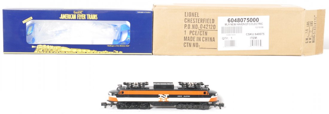 American Flyer 48075 New Haven EP5: American Flyer modern S Gauge 48075 New Haven EP5 electric locomotive in OB. Loco features horn. Condition is C8 with light run time
