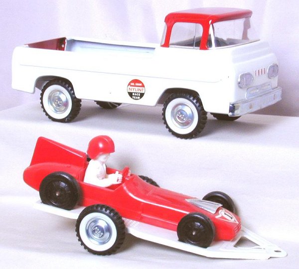 nylint race team truck