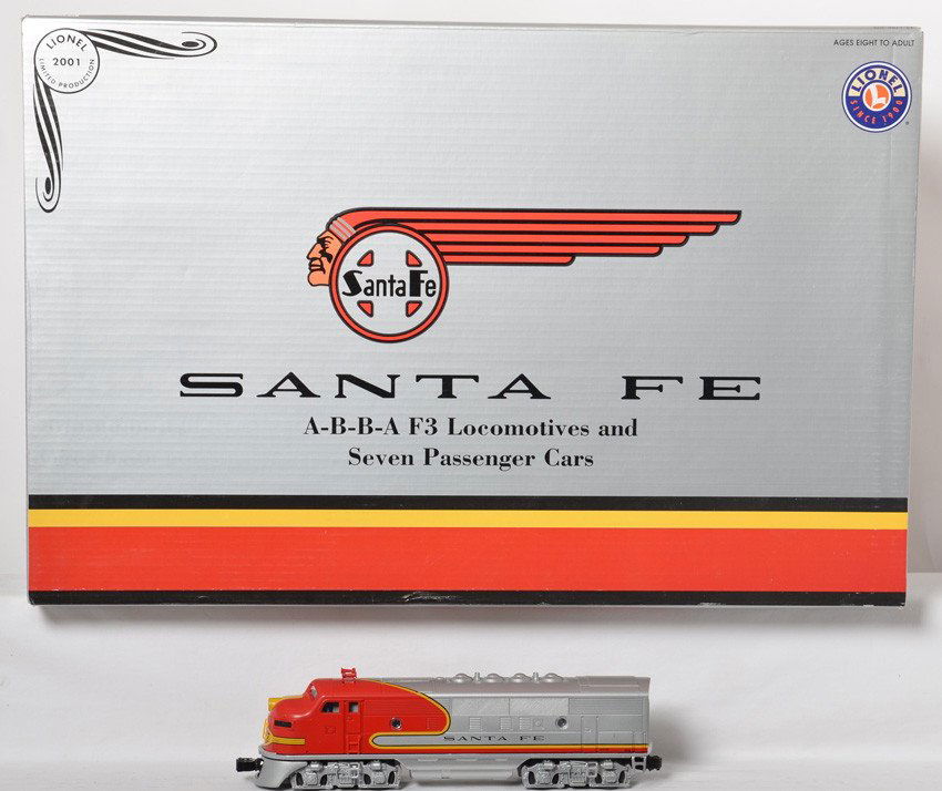 Lionel 21786 Santa Fe Super Chief set: Lionel modern O Gauge 21786 Santa Fe A-B-B-A F3 locomotives and seven Santa Fe aluminum passenger cars set in original box. Set includes 14504 S.F. F3A powered unit w/TMCC, 14505 S.F. F3B dummy unit w