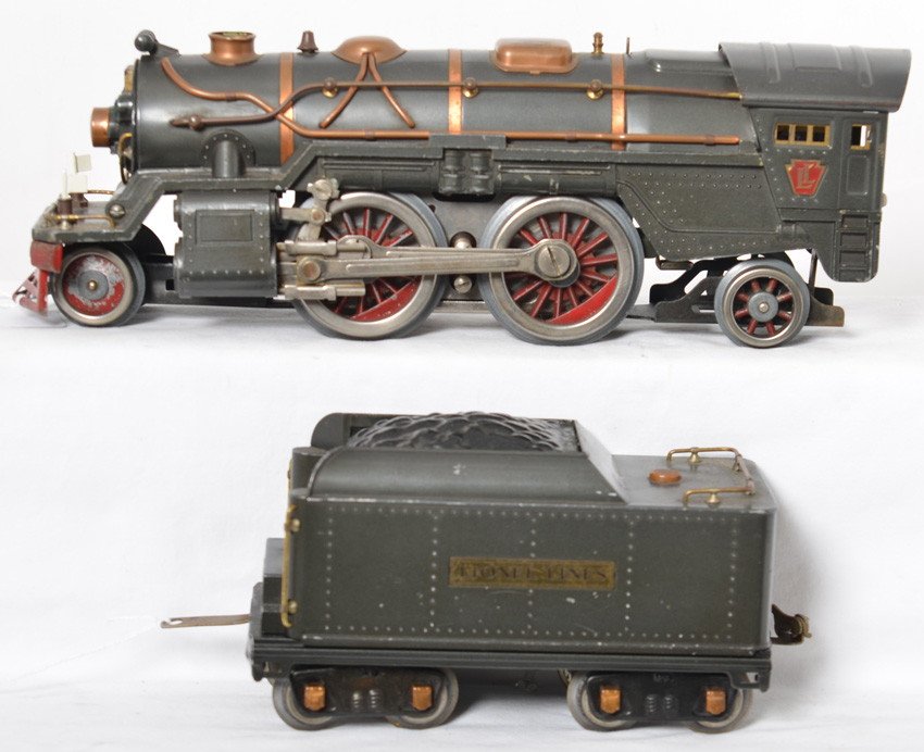 Lionel 385E steam loco and tender in gun metal gray: Prewar Lionel standard gauge 385E steam locomotive and unnumbered tender in gun metal gray with copper piping and tender journals, C6.