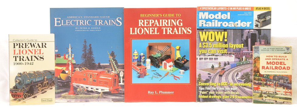 Selection of Railroad Reference Books: Selection of Railroad reference books including; How to Build and Operate a Model Railroad by Marshall McClintock, CollectorÕs Guide to Prewar Lionel Trains 1900-1942 by David Doyle, AmericaÕs Stand