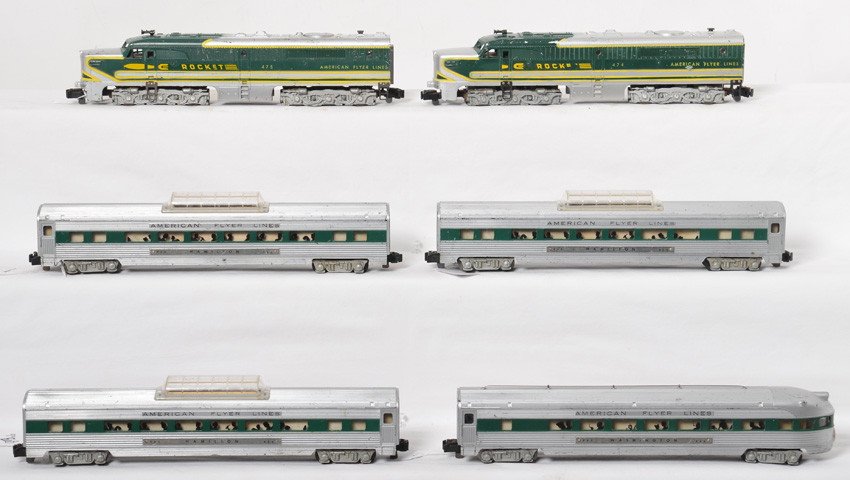 American Flyer 474, 475, three 962, and 963 diesel: Postwar American Flyer S gauge 474 and 475 Rocket diesel PA units with three 962 Hamilton vista domes, and 963 Washington observation, passenger cars. Trains look C6 with good drum head.