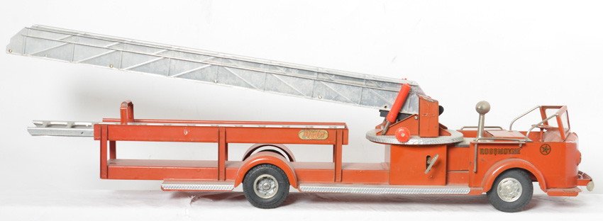 Dopeke Model Toys Rossmoyne Aerial Ladder fire truck: Dopeke Model Toys Rossmoyne Aerial Ladder fire truck. Truck measures approximately 34 inches long. Truck has a little white paint on nose, otherwise truck looks C7.
