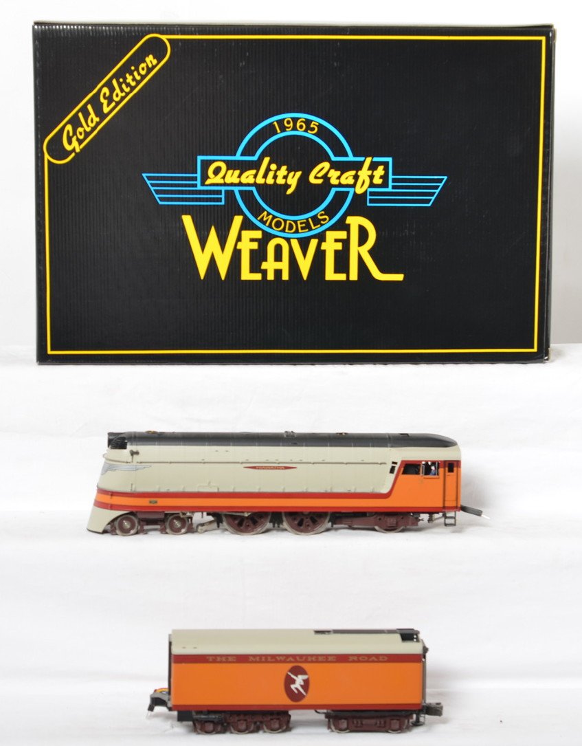 Weaver Milwaukee Road Hiawatha with sound: Weaver modern O gauge G1095-LP Milwaukee Road 4-4-2 Hiawatha steam locomotive in OB. Loco features brass construction, smoke, constant voltage lighting, sound, and more. Loco is C8 with run time and s