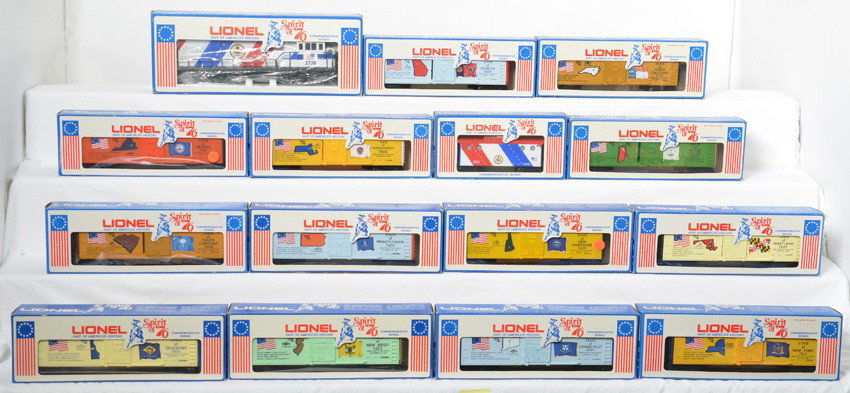 Lionel Spirit Of 76 Set: Lionel modern O Gauge Spirit of 76 diesel train set in original boxes. 1776 diesel locomotive, 7600 caboose, 7601 Delaware, 7602 Pennsylvania, 7603 New Jersey, 7604 Georgia, 7605 Connecticut, 7606 Mas