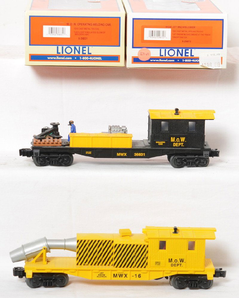 Lionel jet snow blower and MOW welding flat car: Lionel modern O gauge MOW freight cars in OBs. Includes 29870 jet snow blower with smoke and sound and 36831 operating welding flat car. Cars are C8-9.