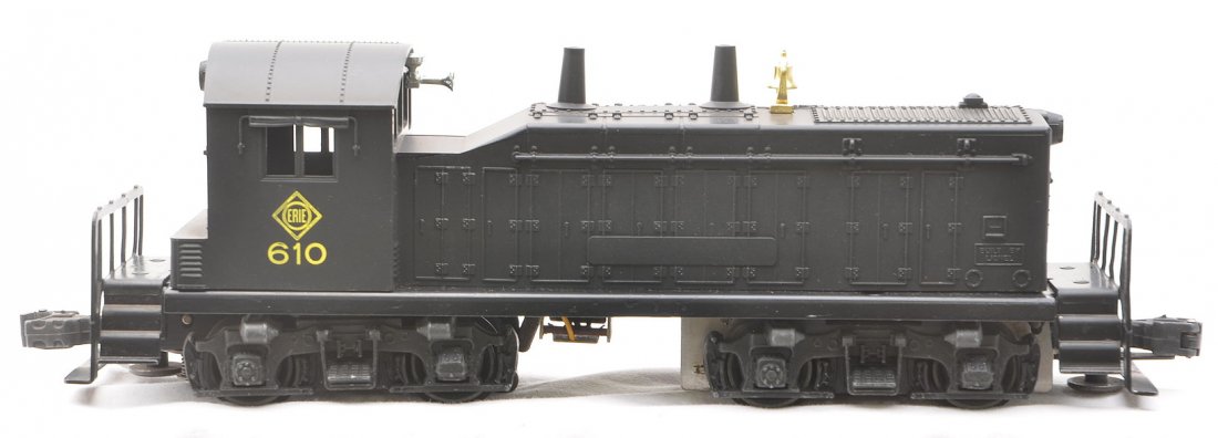 Lionel 610 Erie NW2 Switcher w/Black Frame: Lionel postwar 610 Erie NW2 switcher with black frame. Loco has been restored to look like new.