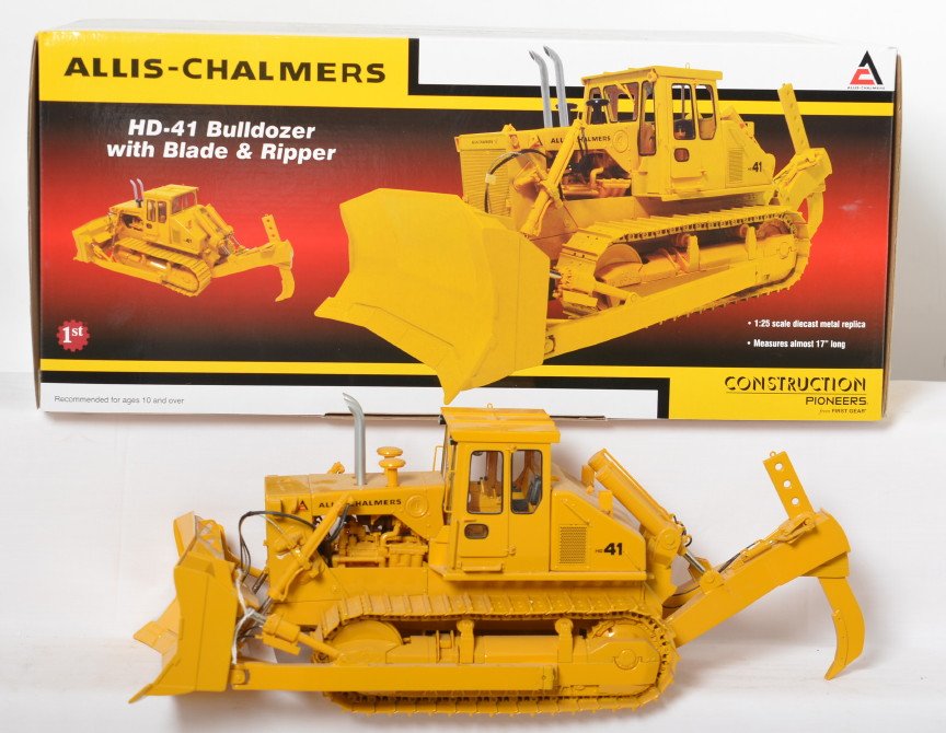 First Gear 40-0163 A-C HD-41 Bulldozer w/Blade in OB: First Gear Construction Pioneers 40-0163 Allis Chalmers HD-41 Bulldozer with Blade and Ripper in original box, 1:25th scale diecast toy, displayed C9-10. Box shows little wear. Not shown but included 