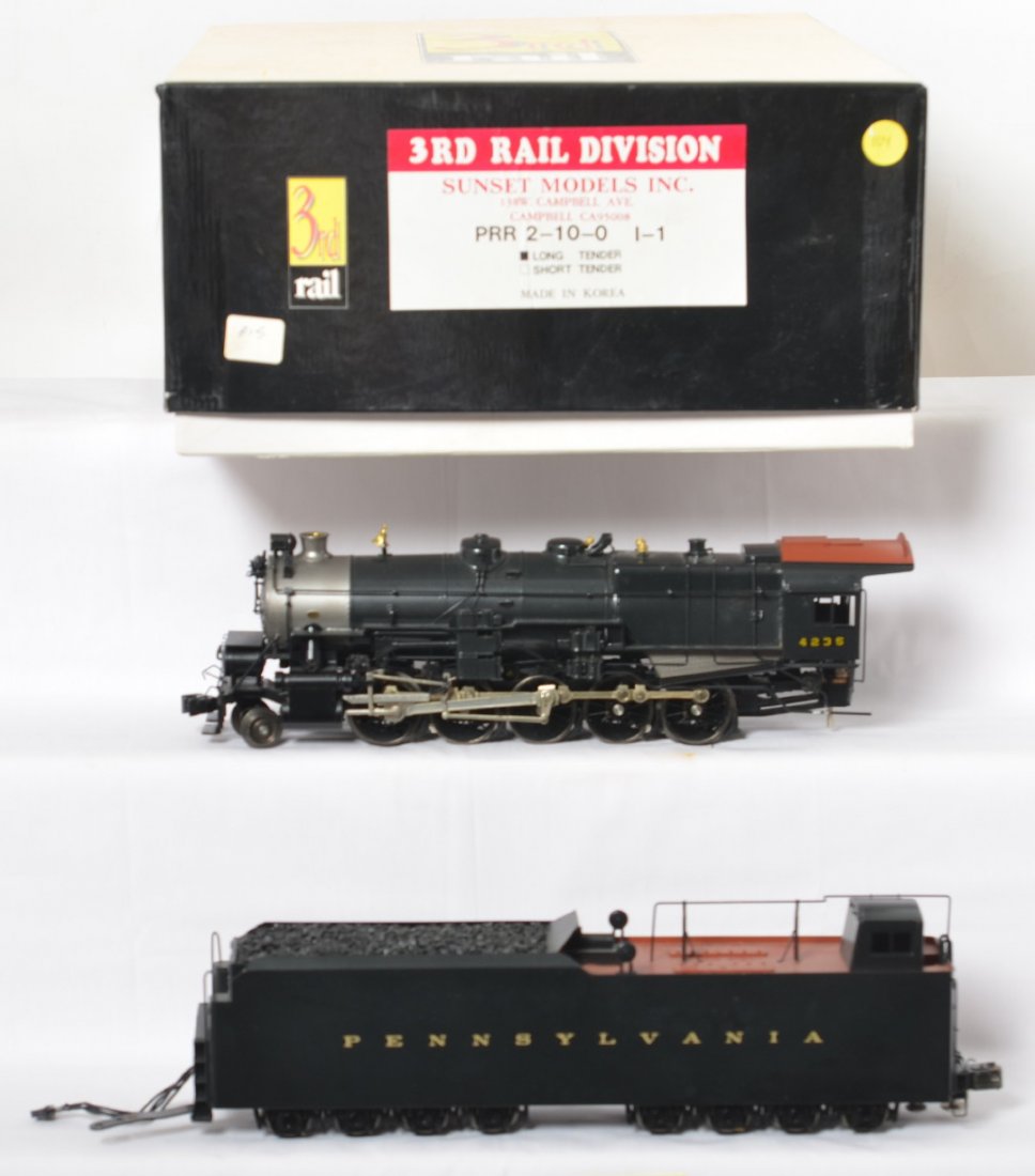 3rd Rail Pennsylvania L-1 steam locomotive: 3rd Rail brass modern O gauge Pennsylvania L-1 2-10-1 steam locomotive in OB. Long tender version. Loco is C7-8 with run time and has one loose detail piping section which is included with the loco.