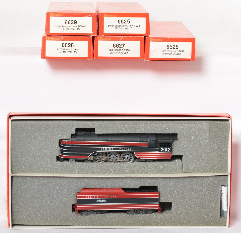Rivarossi Lehigh Valley John WIlkes passenger set: Rivarossi modern HO Lehigh Valley John Wilkes passenger set in OBs. Includes 1579 4-6-2 steam locomotive, 6625 Baggage, 6626 coach, 6627 coach, 6628 diner, and 6629 Pullman. Trains are C9-10.