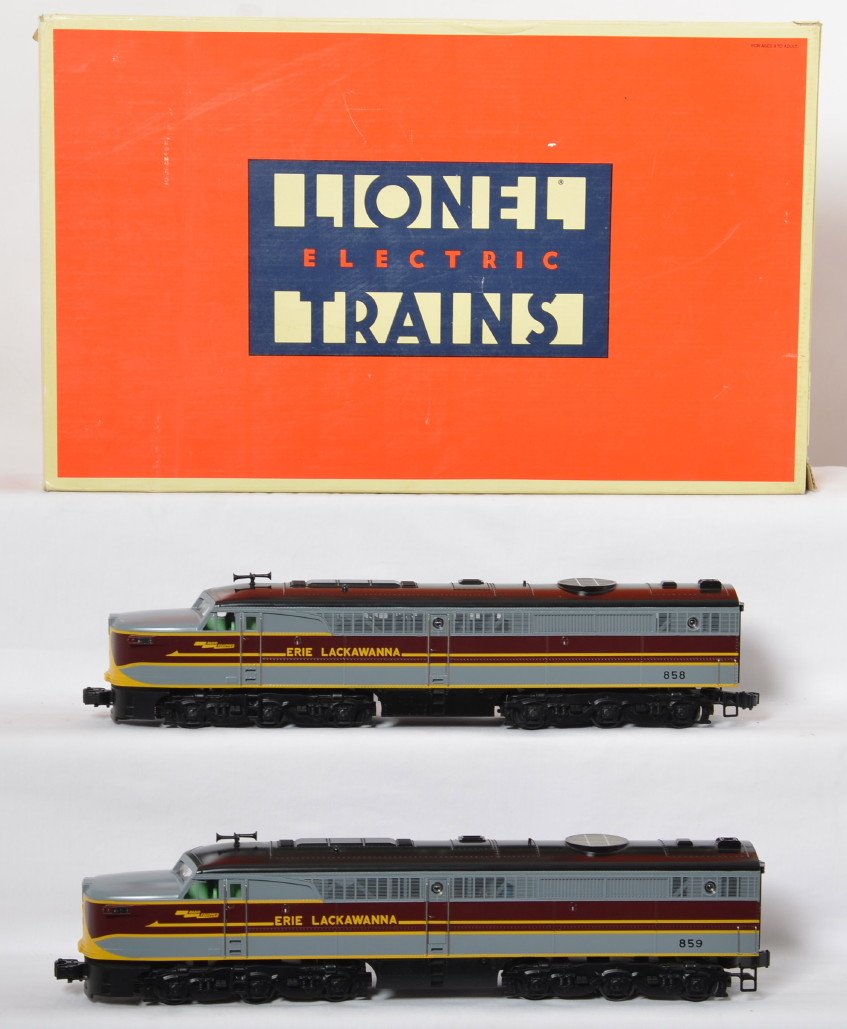Lionel 18116 Erie Alco PA A-A set: Lionel modern O Gauge Erie Alco PA-1 A-A set in OB. Catalog number is 18116. Locos feature Railsounds, dual motors, and more. Locos are C8 with run time. OBs have some light corner wear.