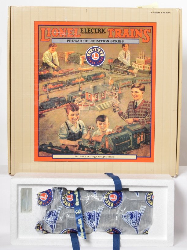 Lionel 51009 No. 269E O Gauge freight set: Lionel modern / prewar O gauge 51009 Prewar Celebration Series No. 269E set in OB. Trains are factory wrapped in their OBs. C10.