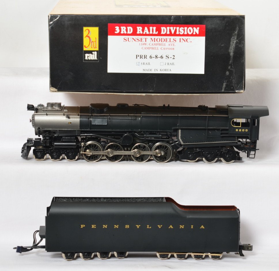 3rd Rail Pennsylvania S-2 steam turbine: 3rd Rail brass modern O gauge Pennsylvania S-2 steam locomotive in OB. Loco features Pitman can motor, smoke and sound. Loco is C7 with a detached pilot which is included and a rear tender truck with
