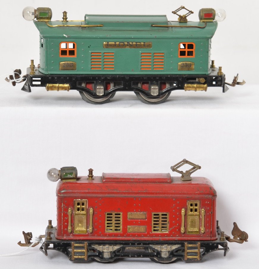 Lionel 248 and 253 boxcab electric locomotives: Prewar Lionel O gauge 248 and 253 boxcab electric locomotives, C6. Both locos have some casting fatigue to wheels.