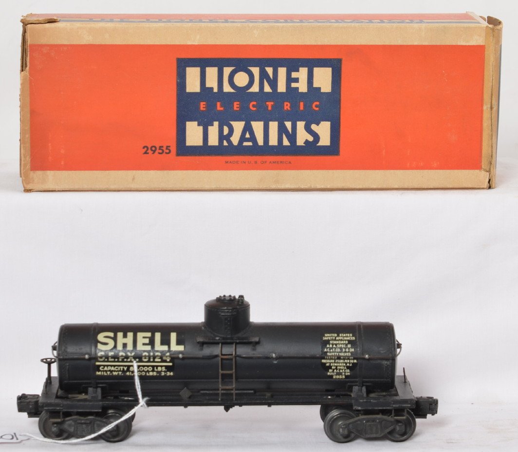 Lionel semi scale 2955 Shell tank car, OB: Lionel prewar O gauge semi scale 2955 Shell tank car, variation with postwar trucks, C7+. OB missing some flaps, includes insert.