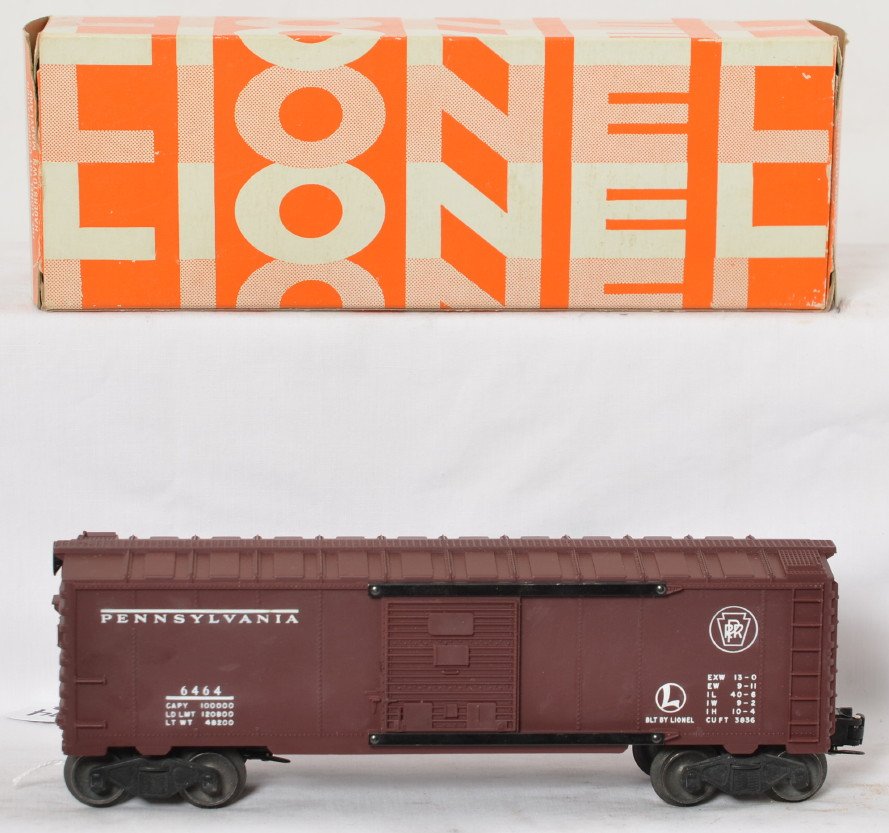 Mint Lionel 646-200 Pennsylvania boxcar, OB: Lionel postwar O gauge 6464-200 Pennsylvania boxcar, type IV body, unrun, C9-10. OB is complete and square.