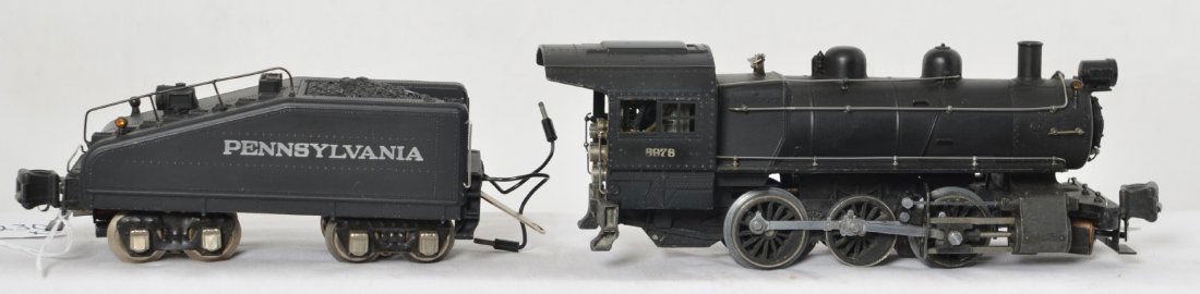 Nice Lionel 228 0-8-0 switcher, 2228B: Lionel prewar O gauge 228 0-6-0 switcher with a 2228B tender. Both are outstanding C8+.
