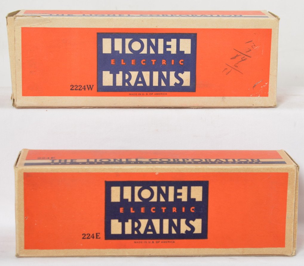 High grade Lionel original boxes only 224E 2224W: Lionel prewar O gauge 224E original box only and 2224W original box only. Boxes are both complete and high grade, square. One insert in each box.