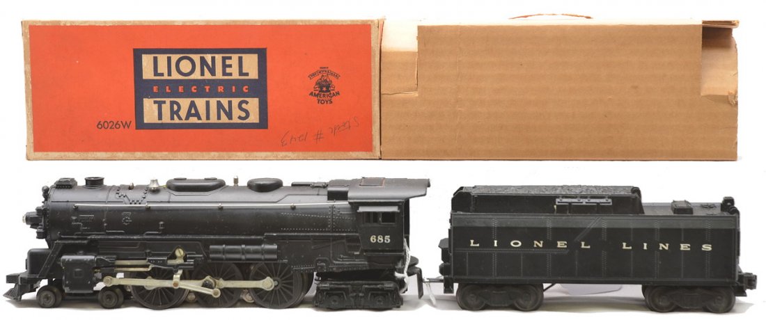 Lionel 685 Hudson Steam Loco 6026 W Tender: Lionel postwar 685 black 4-6-4 Hudson stream loco with a 6026W tender, C7. The tender is in an OB with original cardboard insert. The box has all flaps attached.