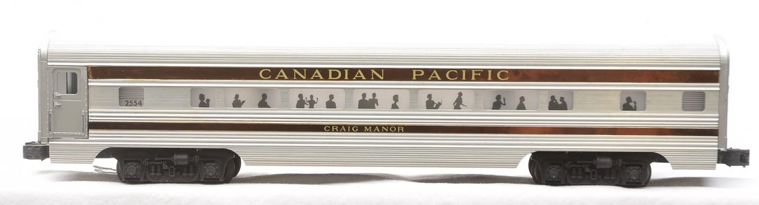 Lionel 2554 Aluminum CP Craig Manor Pullman: Lionel postwar 2554 aluminum Canadian Pacific Craig Manor Pullman. The stripes on the Pullman are faded. Pullman is C7.