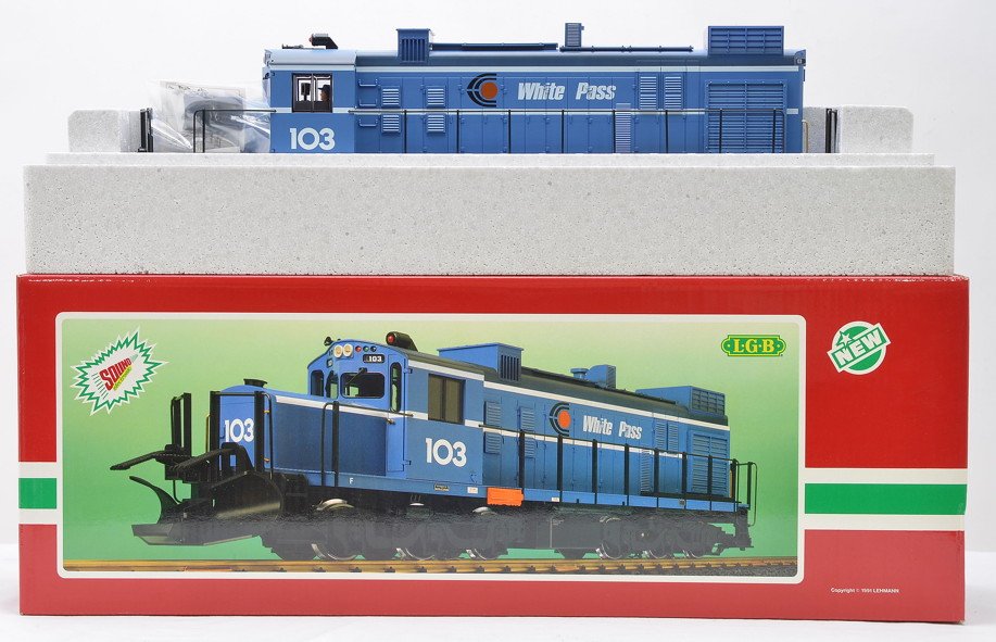 LGB 2155S White Pass & Yukon Diesel w/Sound: LGB G scale 2155S White Pass & Yukon diesel engine with sound in OB. The diesel has never been run, C9-10.