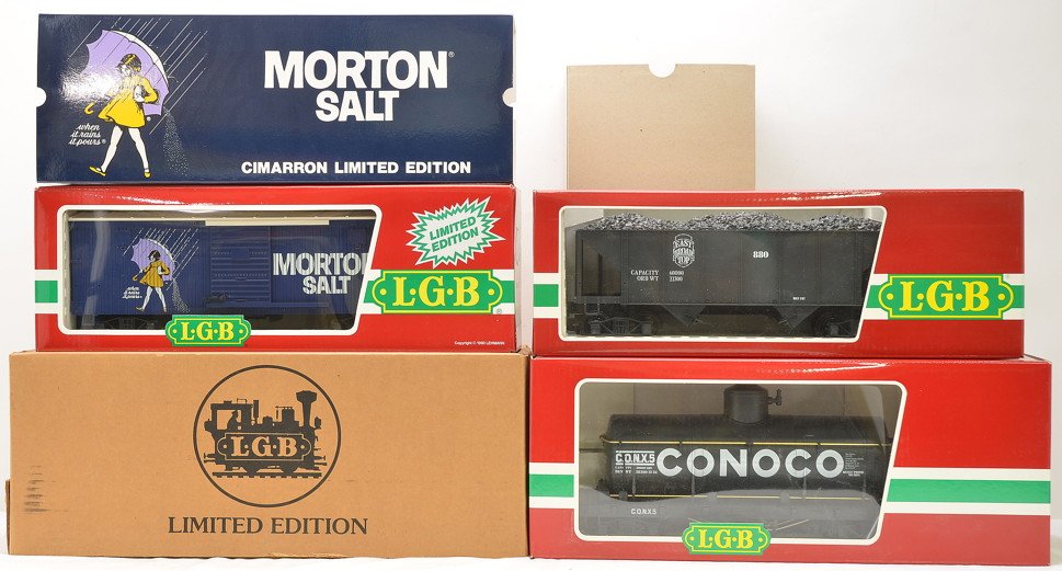 LGB 4090 M. Salt Boxcar 4080 Conoco Tank 4076: LGB G scale 4090 Morton Salt Cinnamon Limited Edition boxcar no. 675 of 2040 and a 4080 Conoco Tank both in OBs with outer sleeves. The 4090 has an outer shipping carton. Also included is a 4076 East