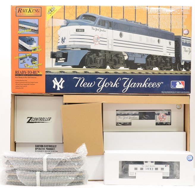 RK by MTH 30-4121-1 NY Yankees Set MINT OB: Rail King by MTH 30-4121-1 Major League Baseball New York Yankees Train Set R-T-R train set with Proto Sound 2.0 factory new in OBs, C10.