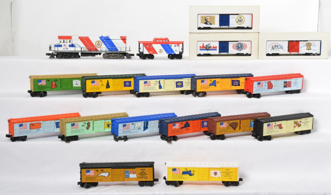 Lionel Spirit Of 76 Set and extras: Lionel modern O Gauge Spirit of 76 diesel train set. Includes 1776 diesel locomotive, 7600 caboose, 7601 Delaware, 7602 Pennsylvania, 7603 New Jersey, 7604 Georgia, 7605 Connecticut, 7606 Massachusett