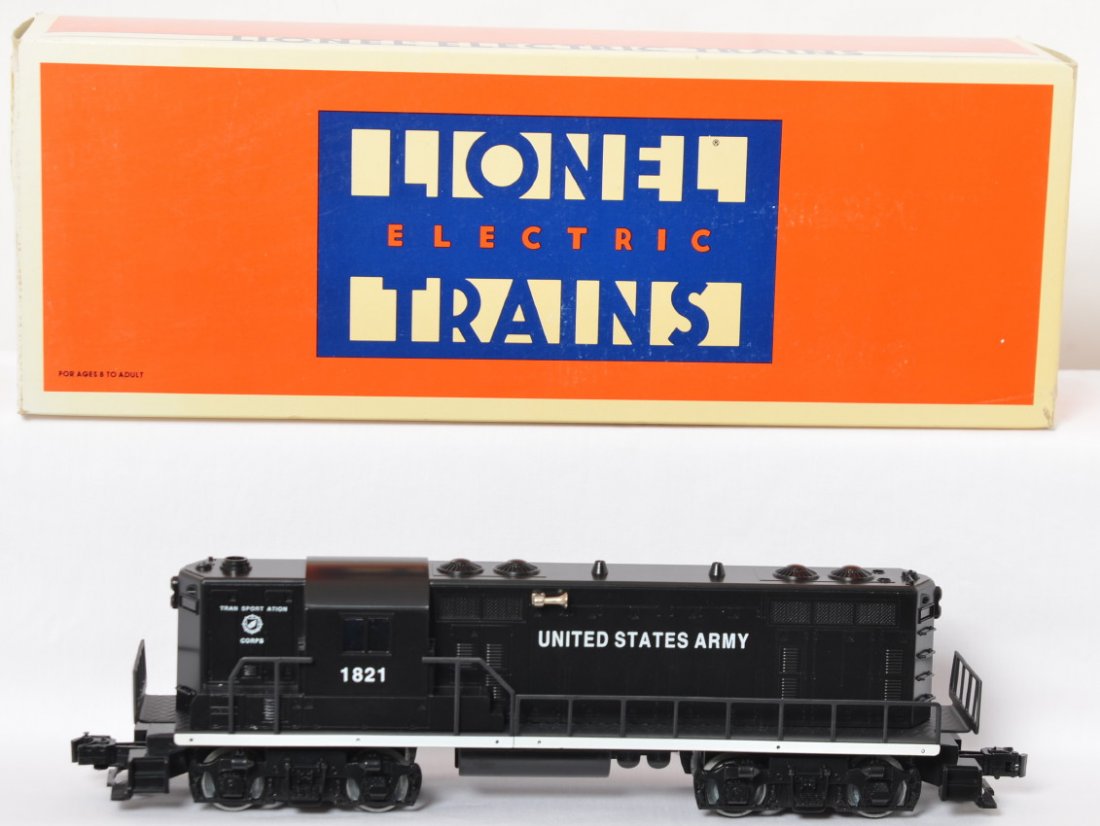 Lionel US Army GP-7 18840: Lionel modern O gauge 18840 US Army GP-7 diesel locomotive in OB. Loco is C8-9 with horn. OB has light corner wear and one sun faded flap.