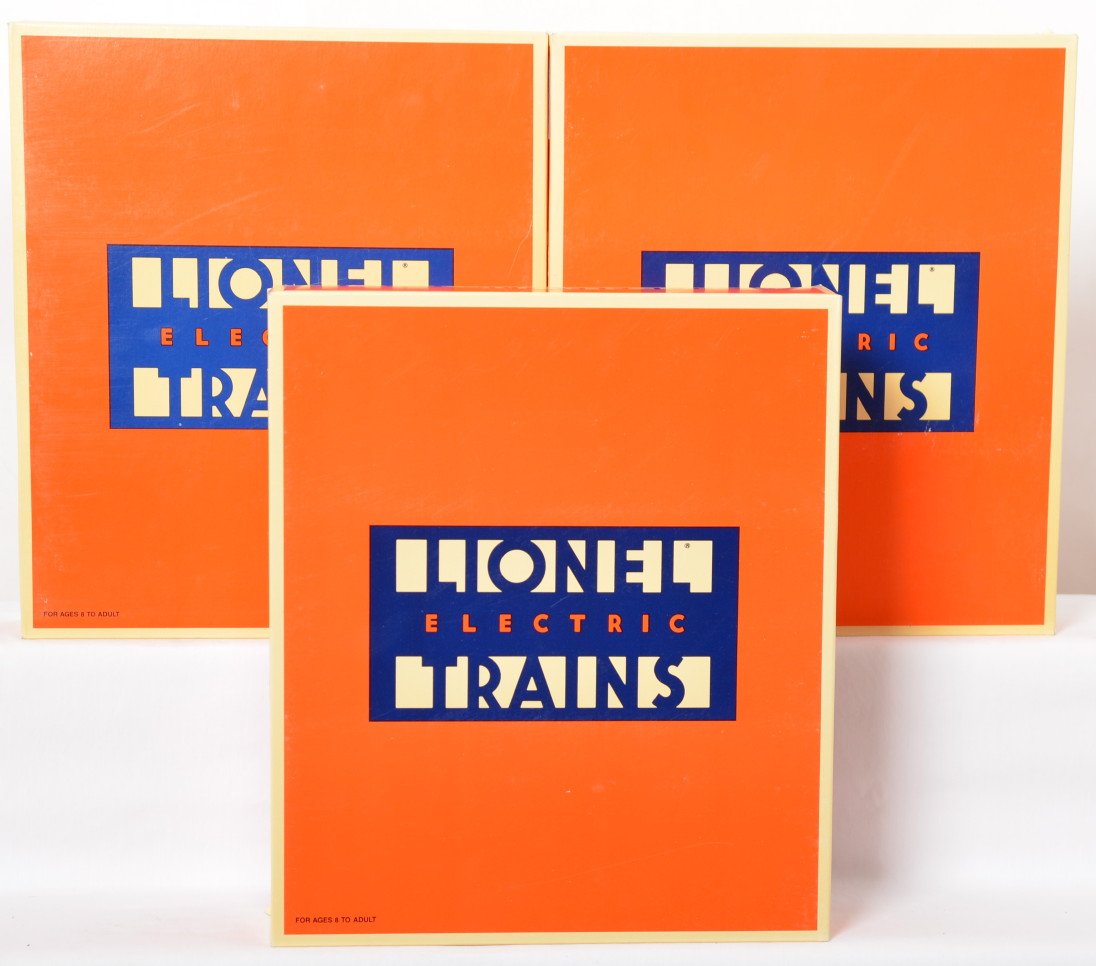 3 Lionel 6464 boxcar three packs 19247, 19257, 19266: Lionel modern O gauge 6464 boxcar three packs in OBs. Includes 19247 edition one, 19257 edition two, and 19266 edition three packs. Cars are C8-9 with little if any run time. Clean boxes with nice cor