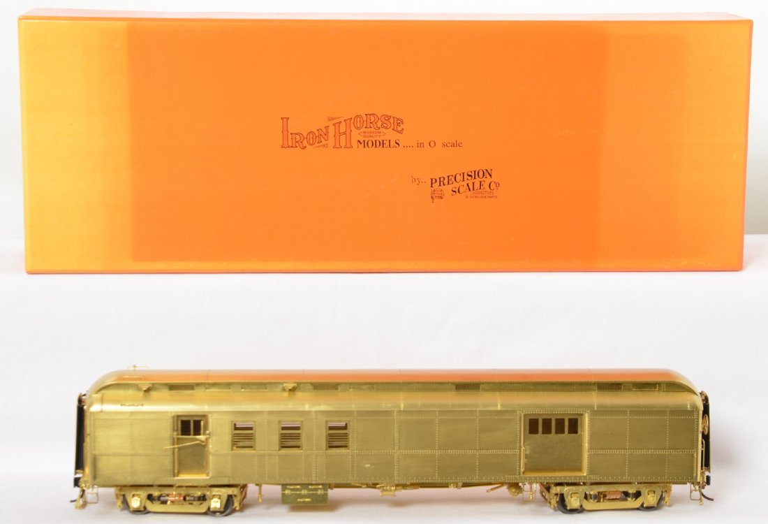 Precision Scale New York Central 60Í baggage / mail car: Precision Scale Co. modern two rail brass 16975 New York Central 60î 6Í baggage / mail car in OB. Car is C7-8 with a few finger prints that are just starting to barely tarnish. Otherwise car is comp