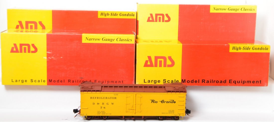 AMS Accucraft Trains H/S gondolas, reefer, tank, in OB: Modern era AMS Accucraft Trains G scale freight cars in original boxes. Trains have light run time but look C9-10. 1567 D&RGW high side gondola, 1647 D&RGW high side gondola, AM31-430 Shell tank, and