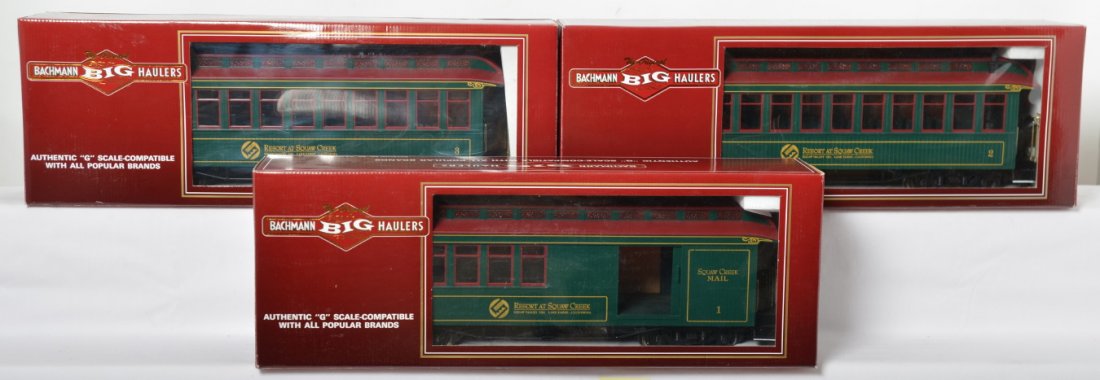 Bachmann 89491, 89492, 89494 Resort at Squaw Creek: Modern era Bachmann Big Haulers G scale/1 gauge, Resort at Squaw Creek passenger cars in original boxes, C8-9 with run time. Boxes show no wear. 89491 coach, 89492 combine, and 89494 observation.