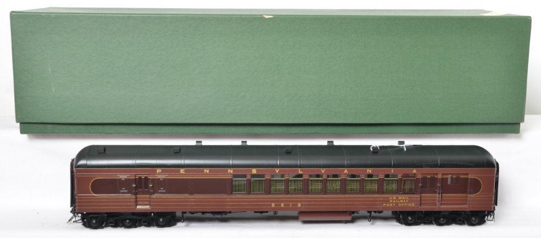 Fine Arts Models The Broadway Limited diner in OB: Modern era Fine Arts Models G Scale brass The Broadway Limited, Pennsylvania RR Fleet of Modernism diner car in original box with good foam, C8 with light run time. Car has two slightly bent steps and
